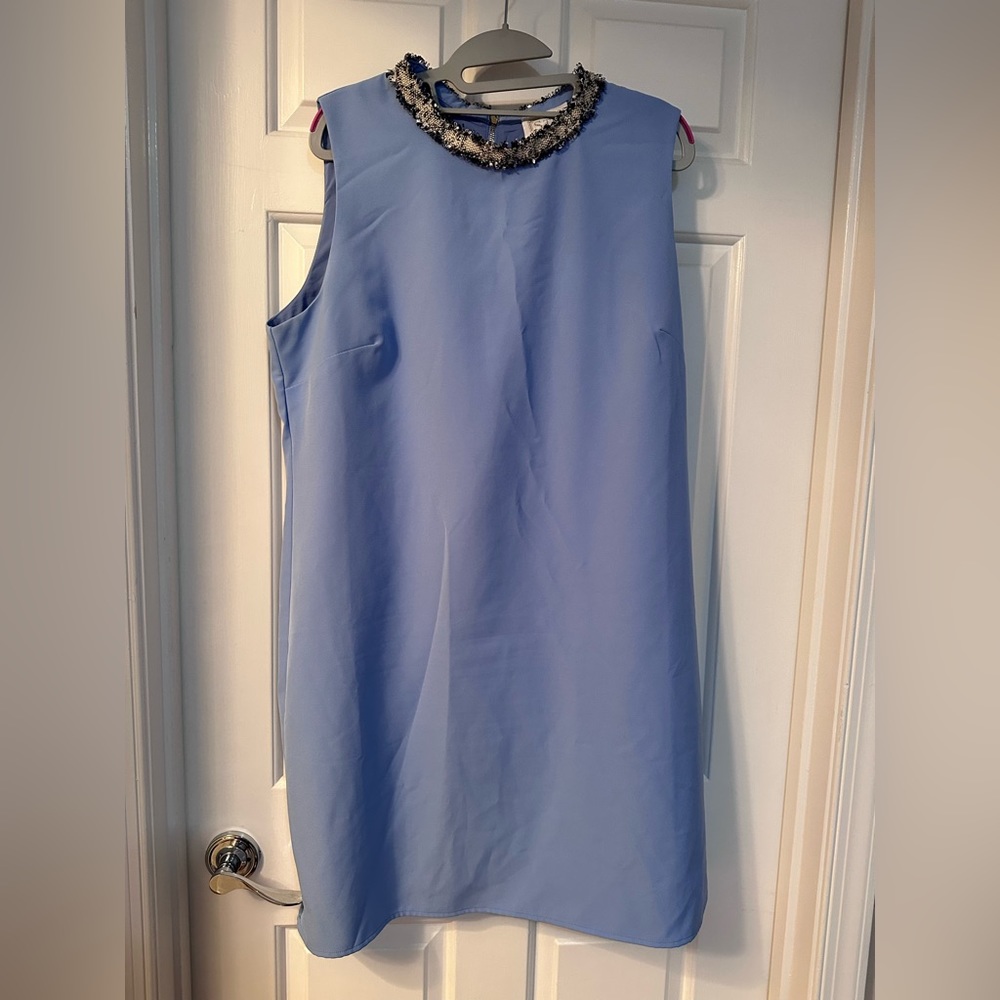 Sail to Sable Shift Dress light blue. Size XL.